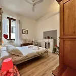 Minerva House アパート アレッツォ